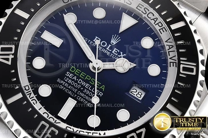 0117 ROLSD097A – Deep Sea Dweller Packable 1017